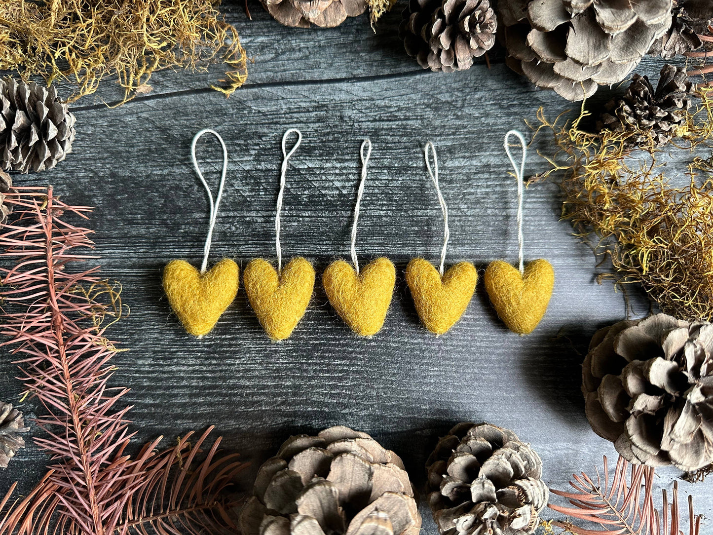 Felted Heart Ornament: Snowberry White