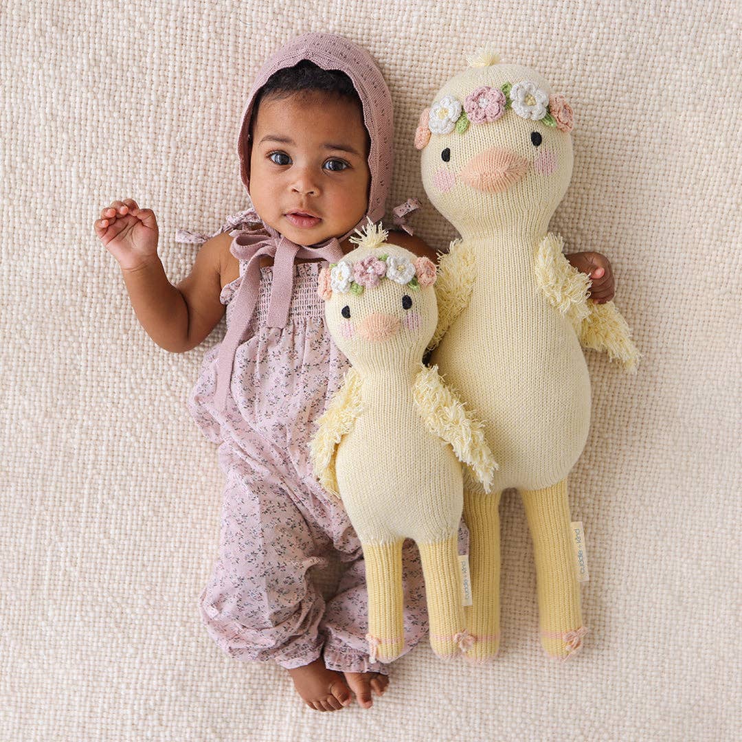Flora the Duckling 13"