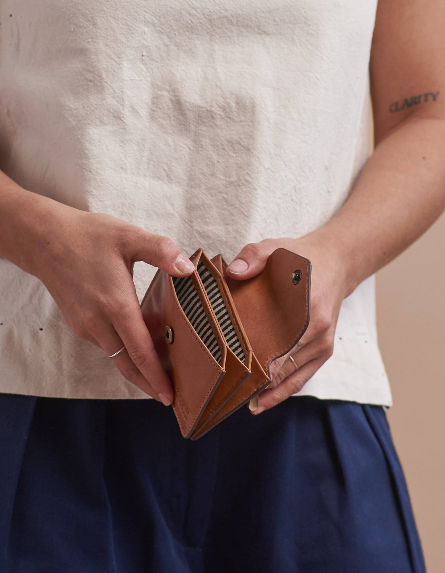 Harmonica Wallet - Cognac Classic Leather