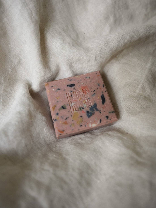 Somosomo: BIODEGRADABLE CLAY BAR