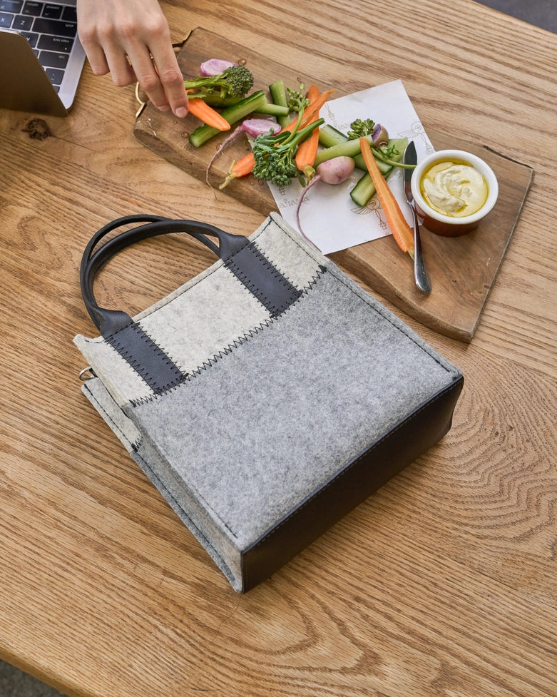 Jaunt Merino Wool Tote Granite/Heather White & Black
