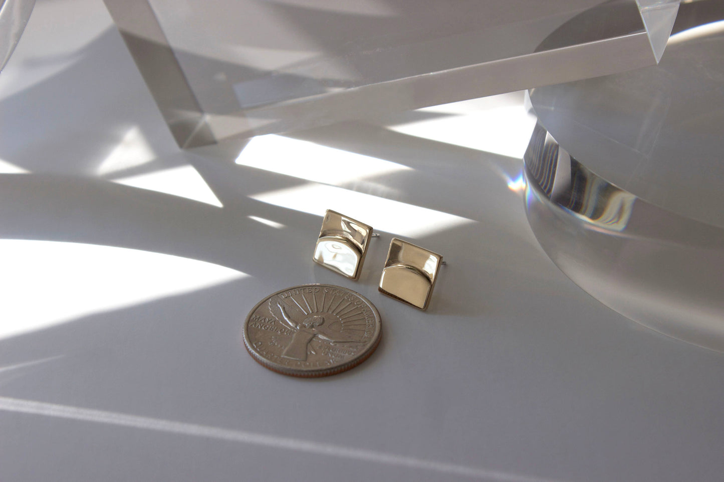 Balance Stud Earrings: Yellow Bronze