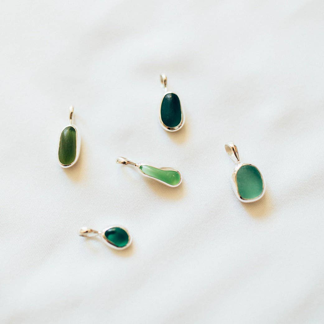 Sea Glass Necklace (Handmade): Green