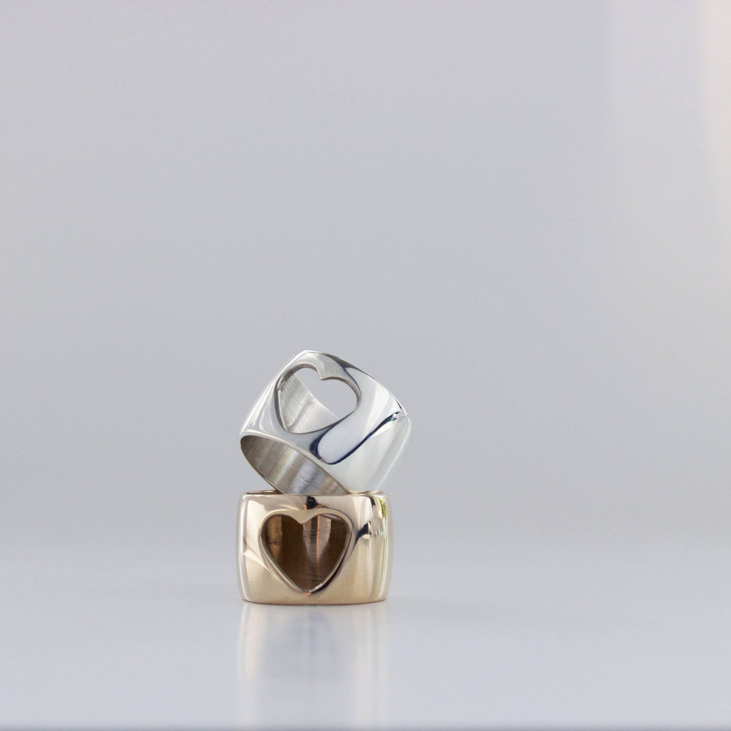 Heart Ring Wide Band