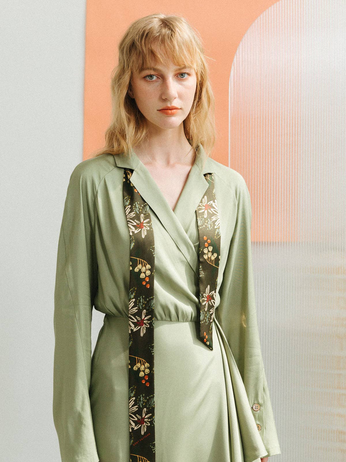 "Forest Charm" Silk Skinny Scarf - Moss Green: Moss Green