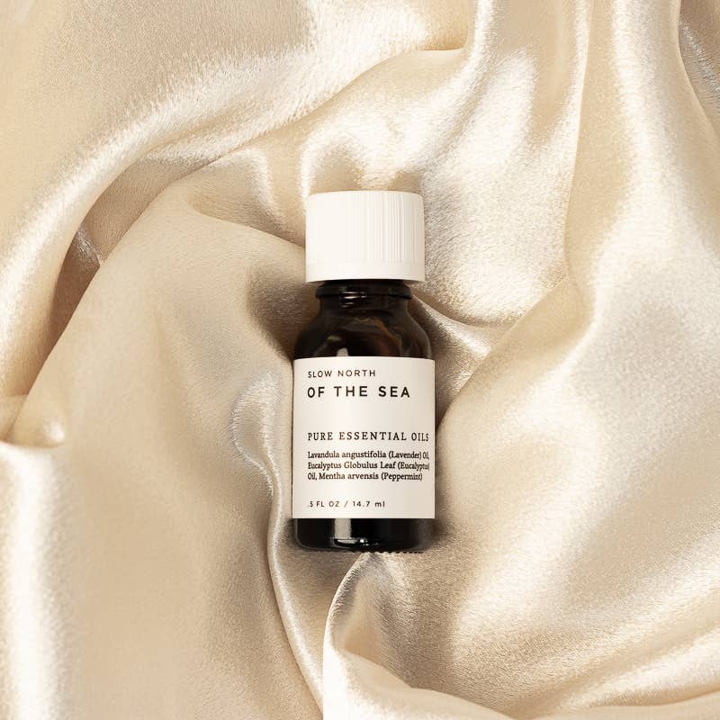 Essential Oil Diffuser Blend (.6 fl. oz): Lavender + Cedar