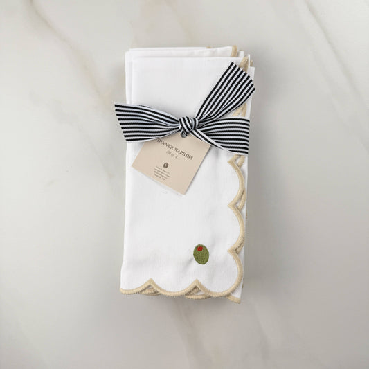 Scalloped Olive Embroidered Dinner Napkin Set