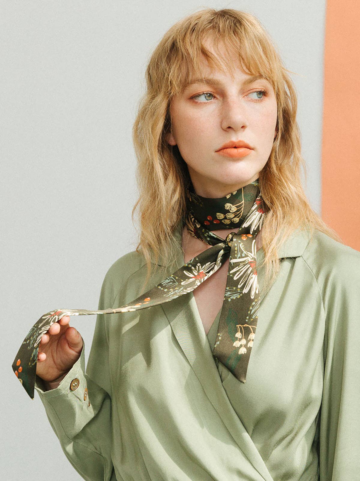 "Forest Charm" Silk Skinny Scarf - Moss Green: Moss Green