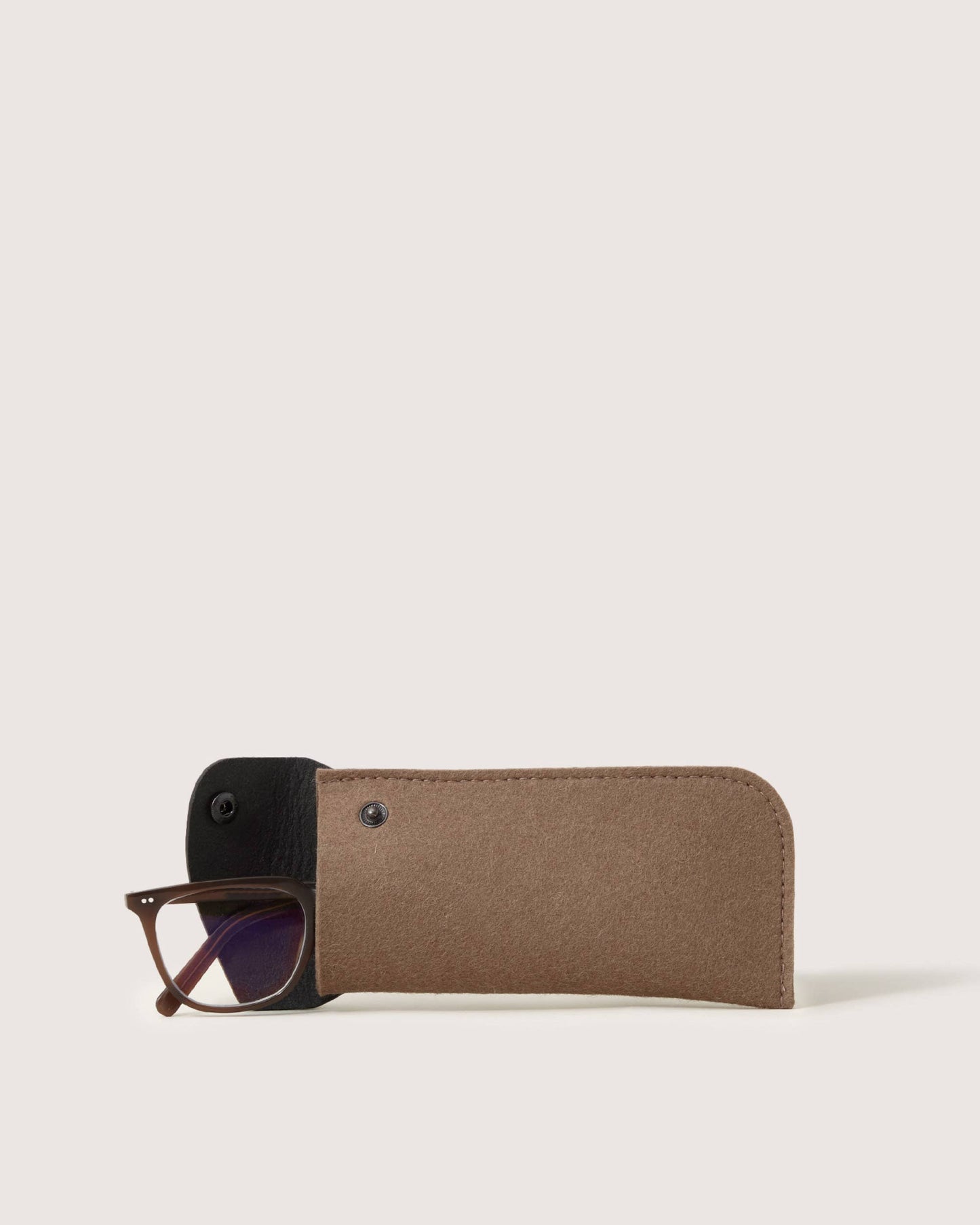 Cumin/Black Leather Merino Wool Eyeglass