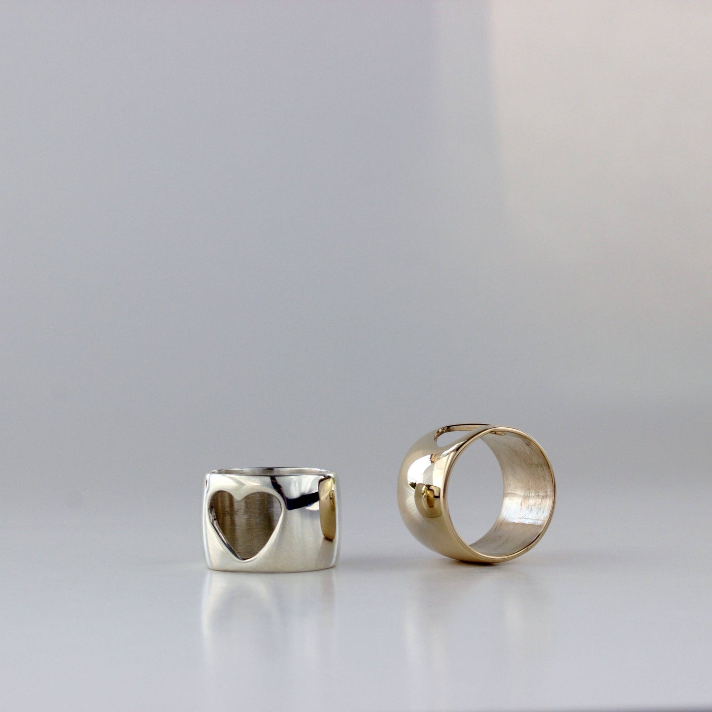 Heart Ring Wide Band