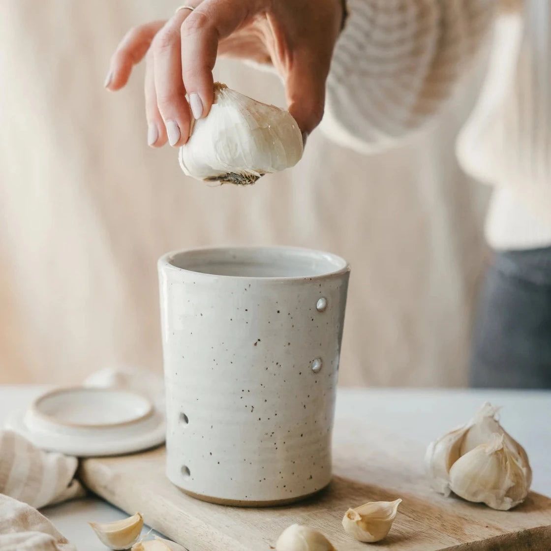 Speckled White Garlic Keeper