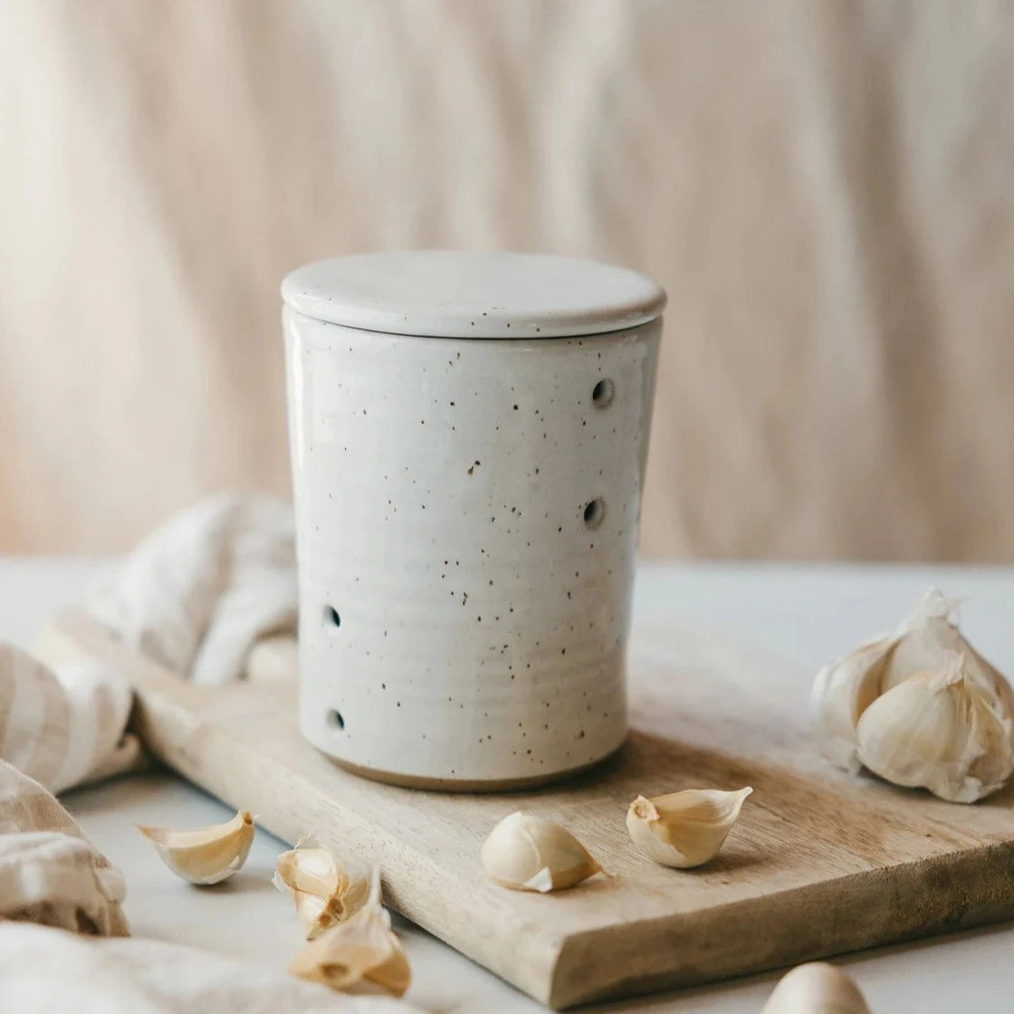 Speckled White Garlic Keeper