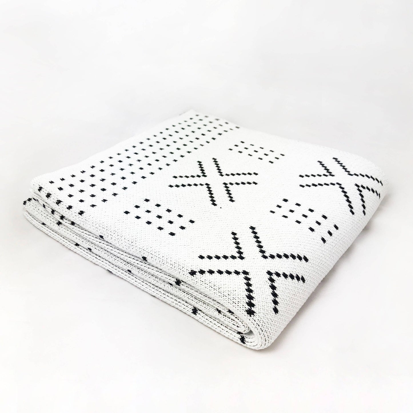 Birifini Throw Blanket