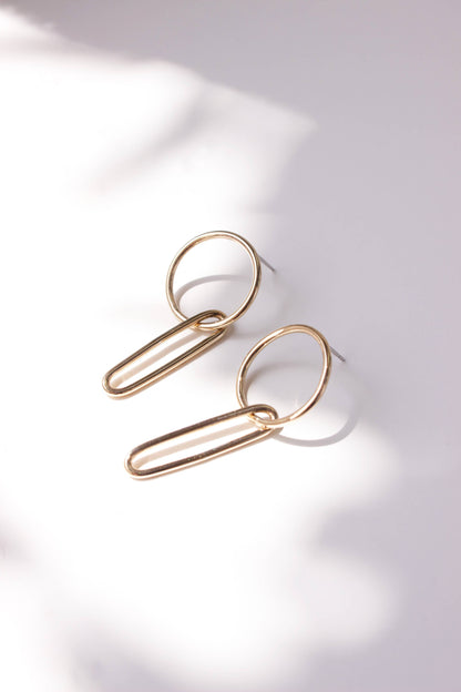 Circle Link Earrings: Sterling Silver