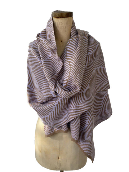 Forest Fern Wrap: Black + Cream