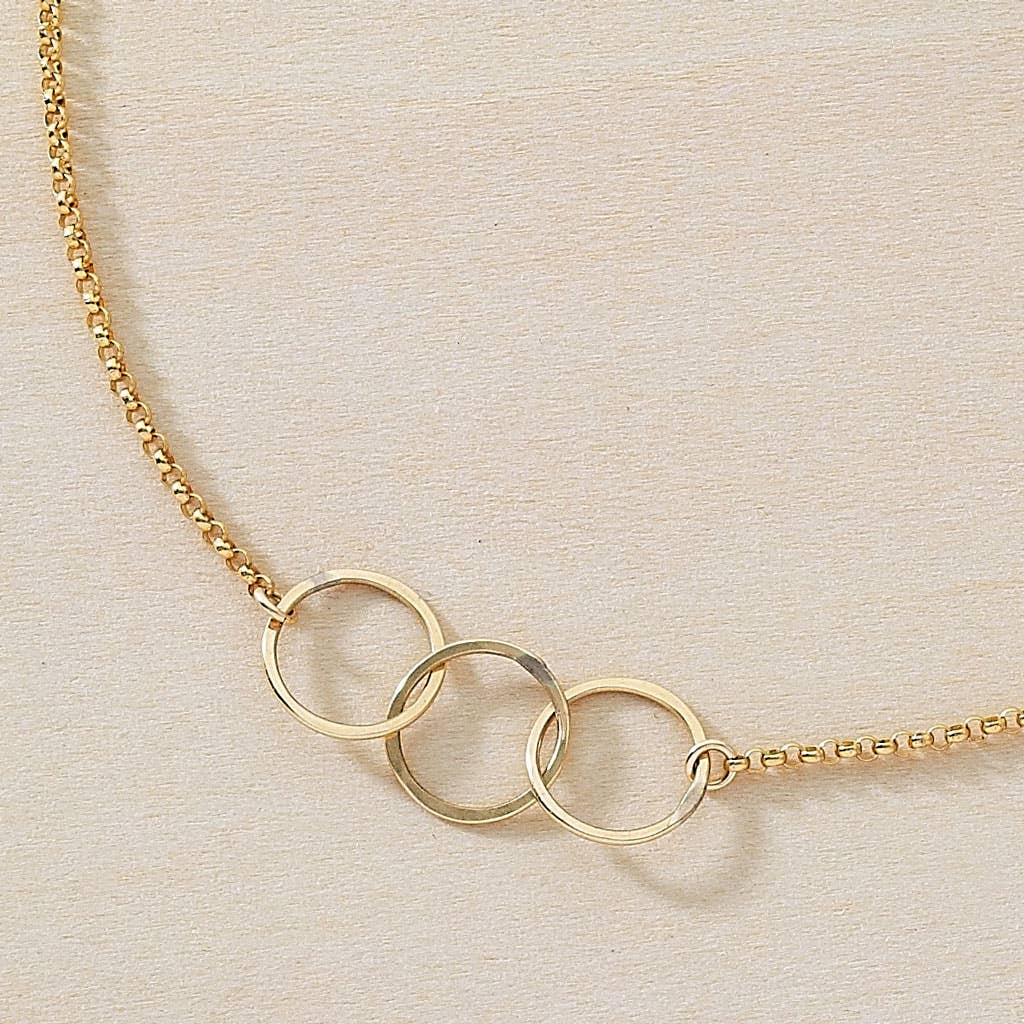 Cartwheel Necklace - three circle hammered pendant: Gold filled / 18"