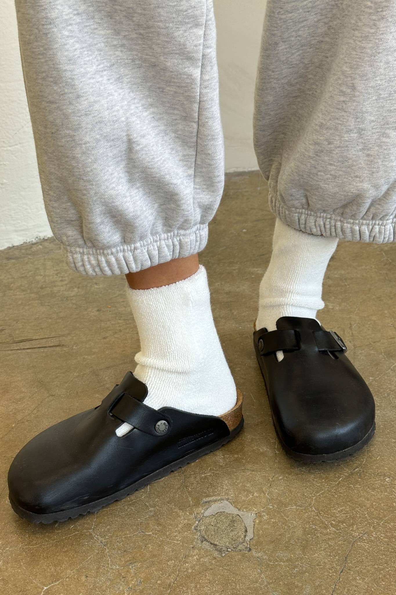 Cloud Socks: Ecru