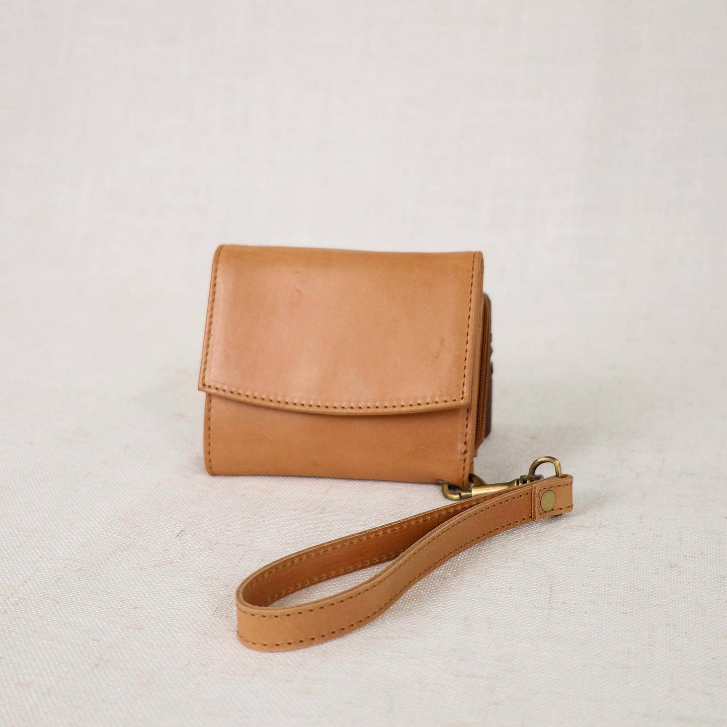 Leather Wallet Wristlet: Camel