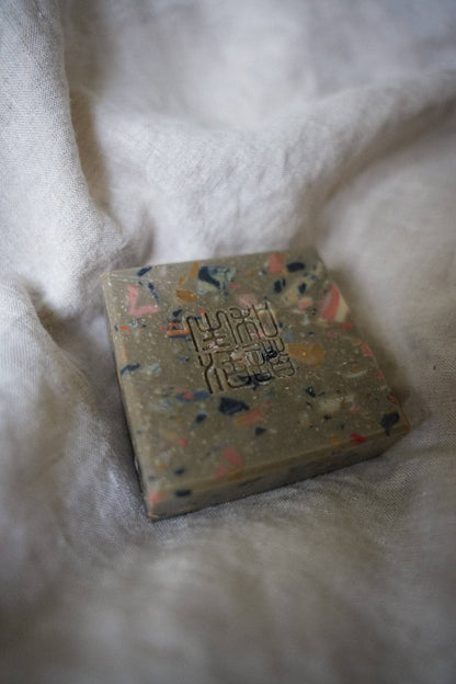 Oshika: BIODEGRADABLE CLAY BAR