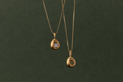 YEWŌ Collective - Pebble Necklace: Clear