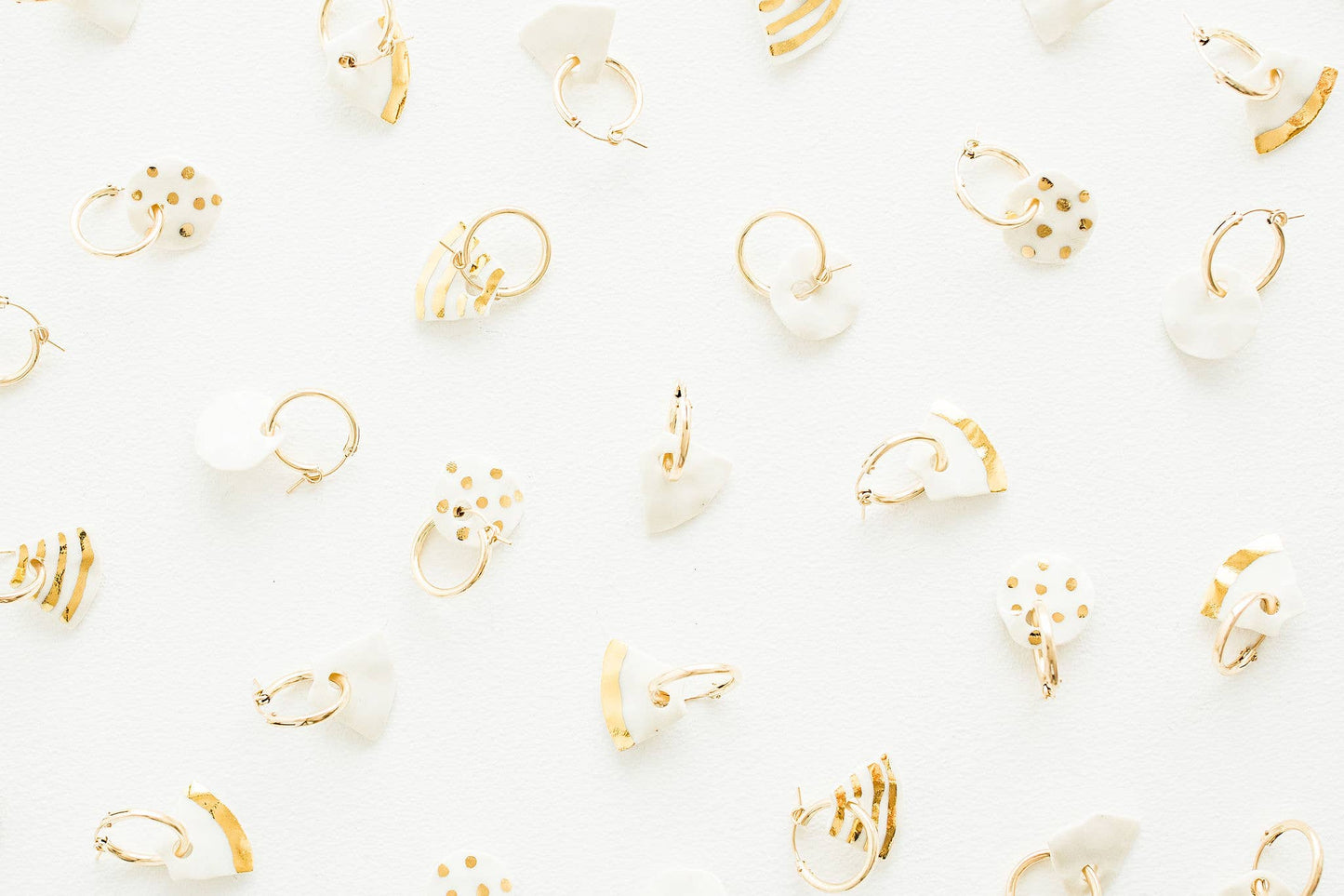 Charm Hoops: Gold Dot Circle