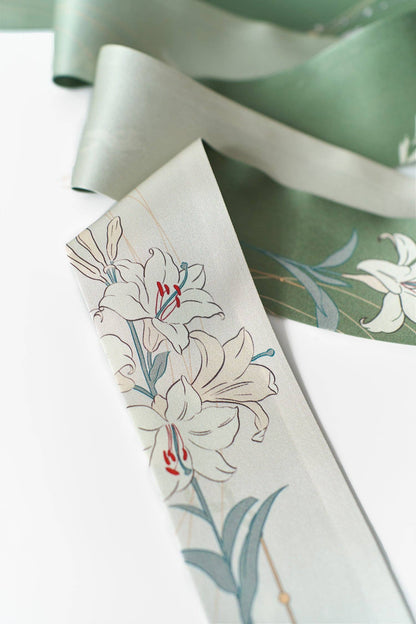 Lily Silk Twilly Scarf: Green