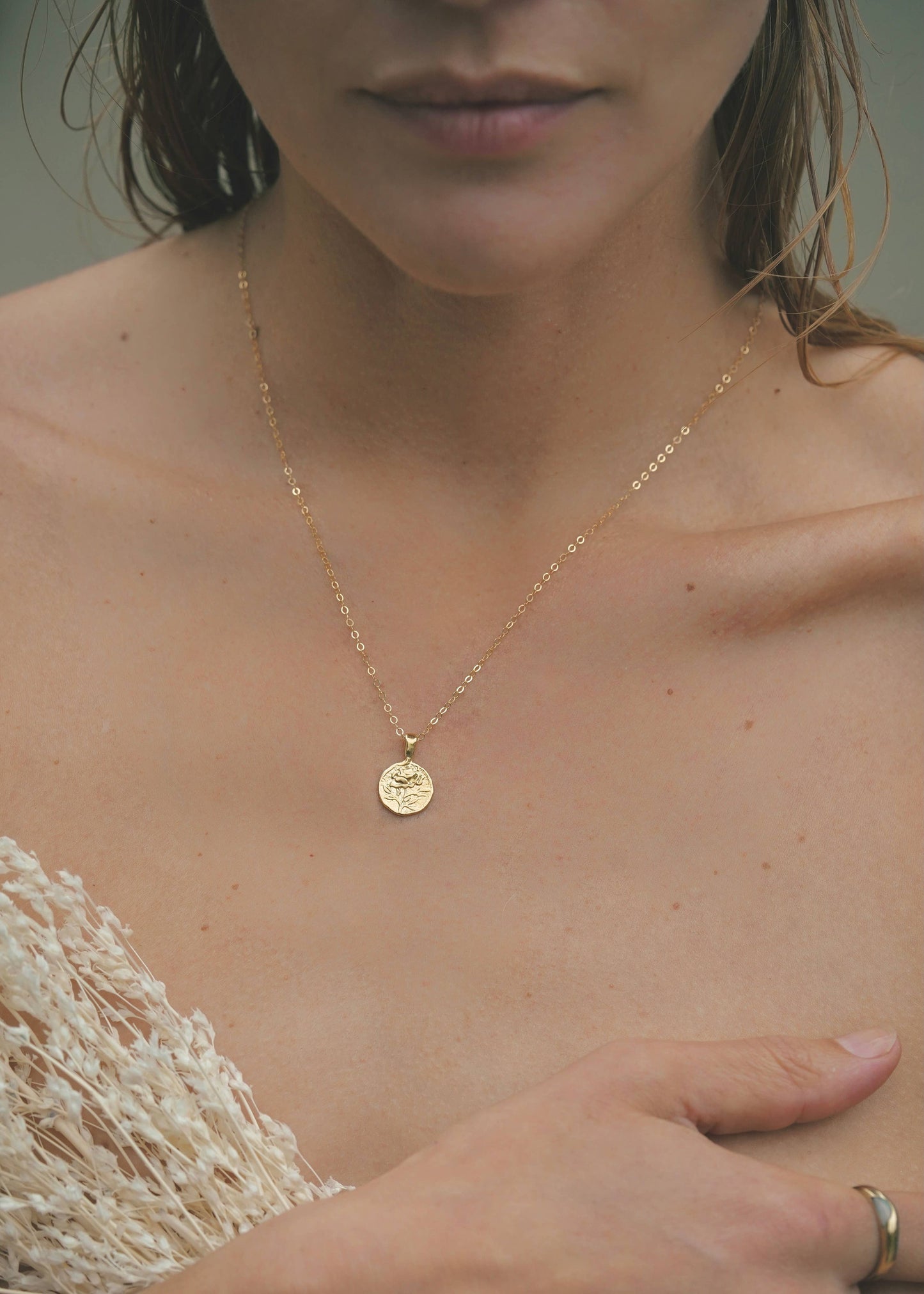 Rosa Necklace: 18" / Sterling Silver