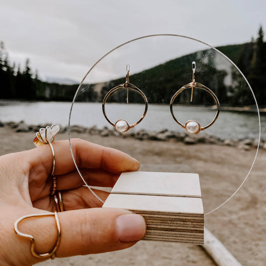 Dusk Pearl Hoop Earrings: SS