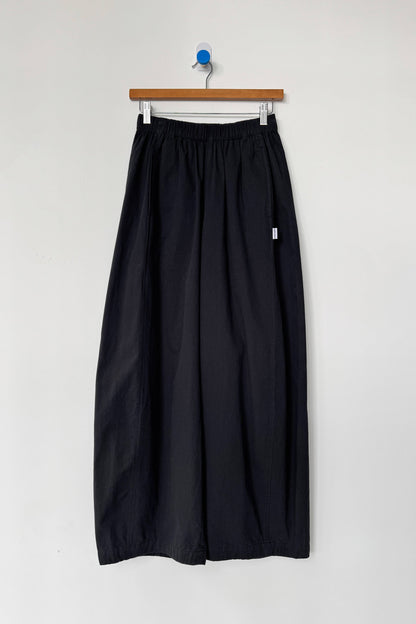 Cotton Parachute Pant: Black