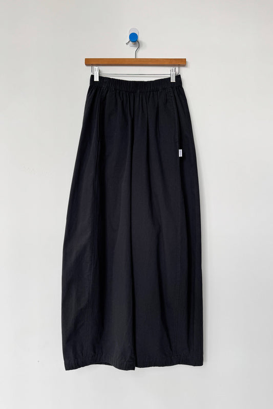 Cotton Parachute Pant: Black