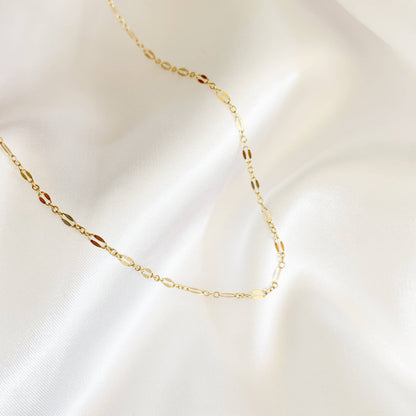 Kamryn Dapped Sequin Necklace Gold Filled: 16”
