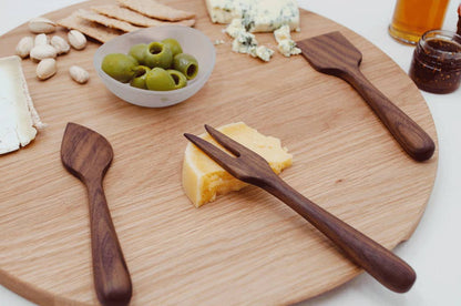 6.5" Walnut Wood Cheese Set