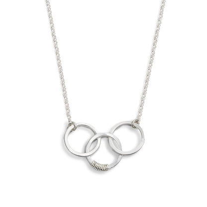 Cartwheel Necklace - three circle hammered pendant: Gold filled / 18"