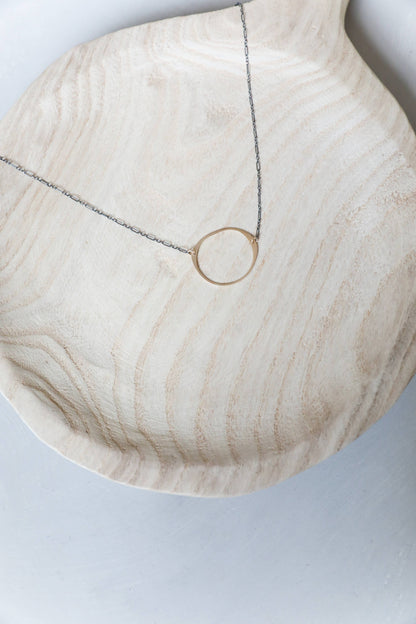 Antique Stone Hammered Gold Oval Black Chain Necklace: 18"