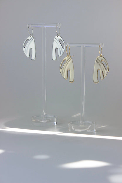 Abstract Monstera Earrings: 14k gold fill / Yellow bronze