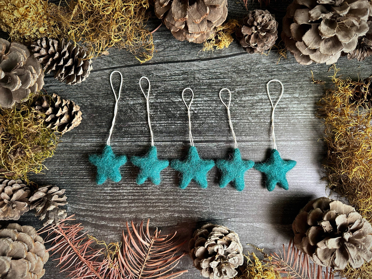 Felted Wool Star Ornament: Snowberry White