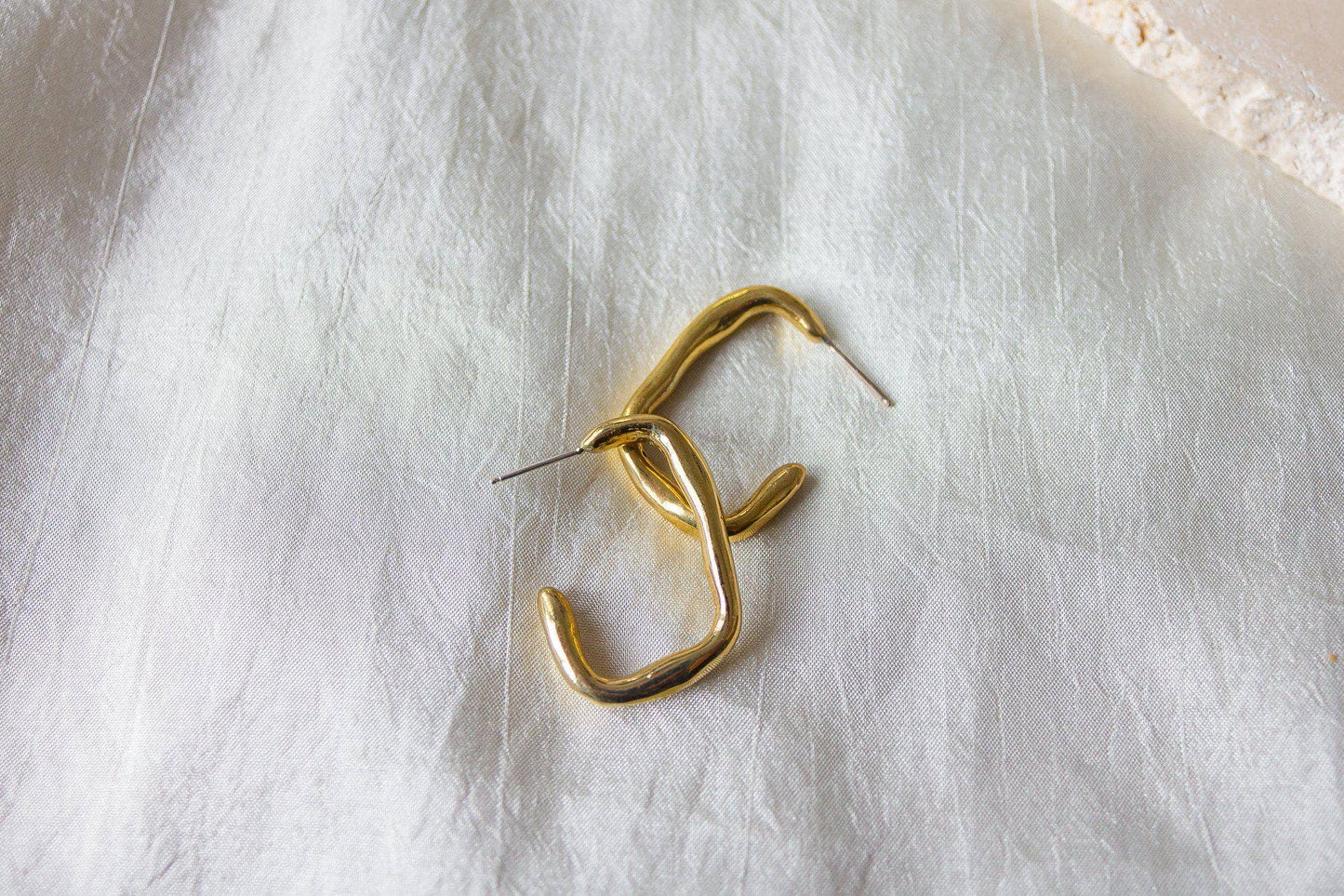 Golden Rectangle Hoops