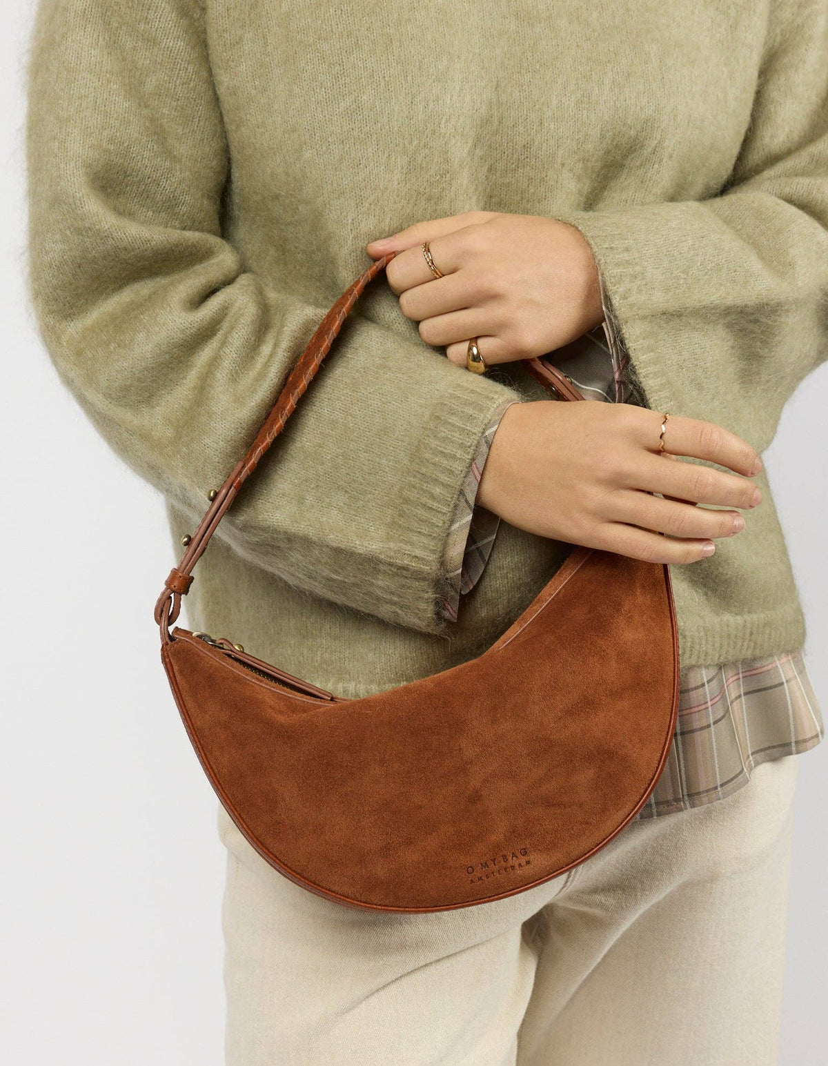 O My Bag - Leo Midi Shoulder Strap - Cognac Suède with Classic Leather: Cognac / Suede / Small