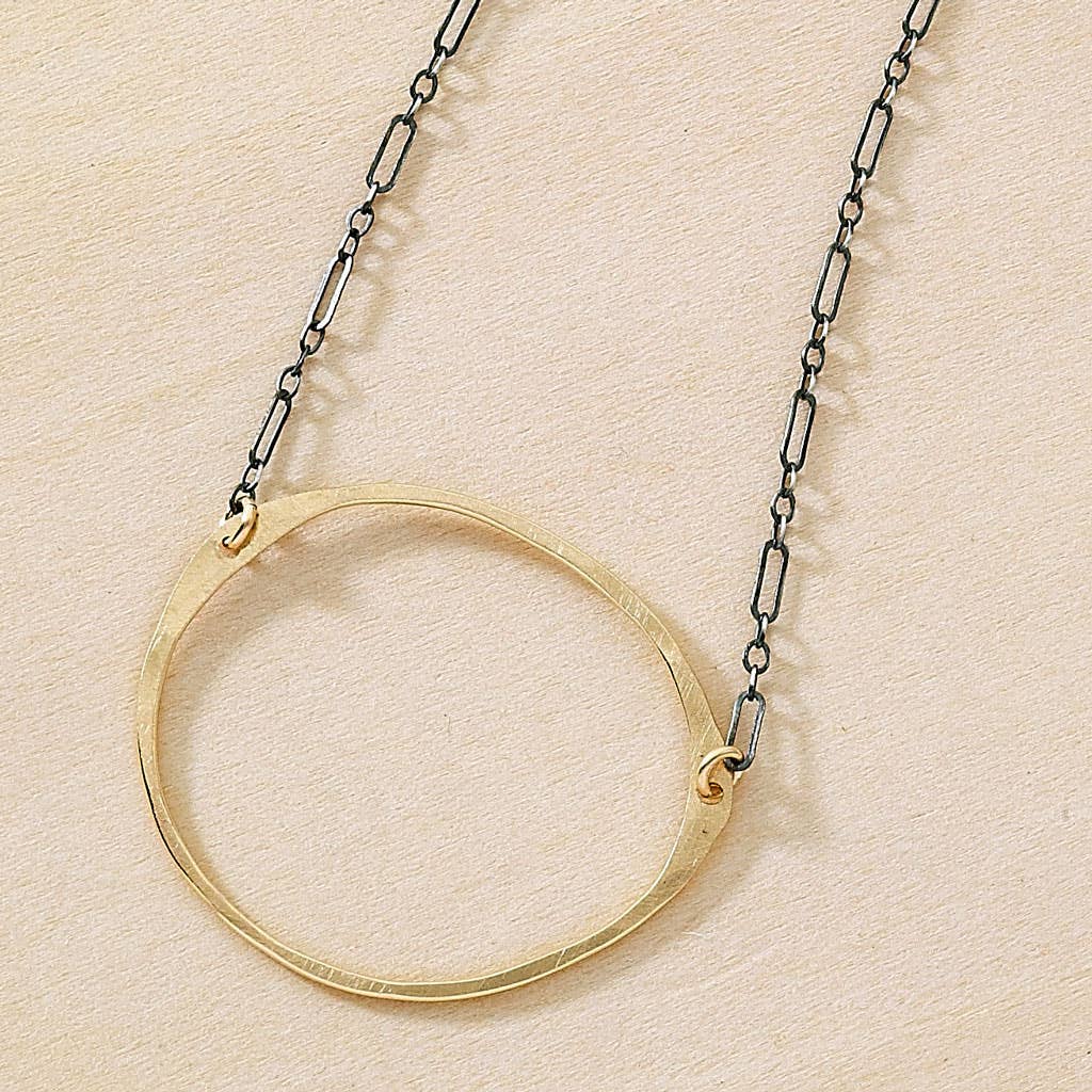 Antique Stone Hammered Gold Oval Black Chain Necklace: 18"