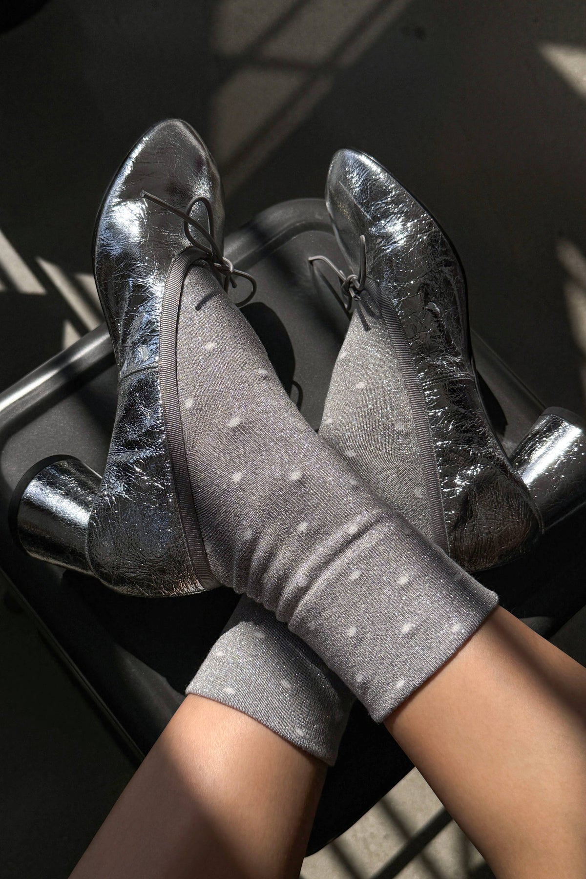 Le Bon Shoppe - Lurex Patterned Sneaker Socks (Wholesale): Polka Dot - Silver/White
