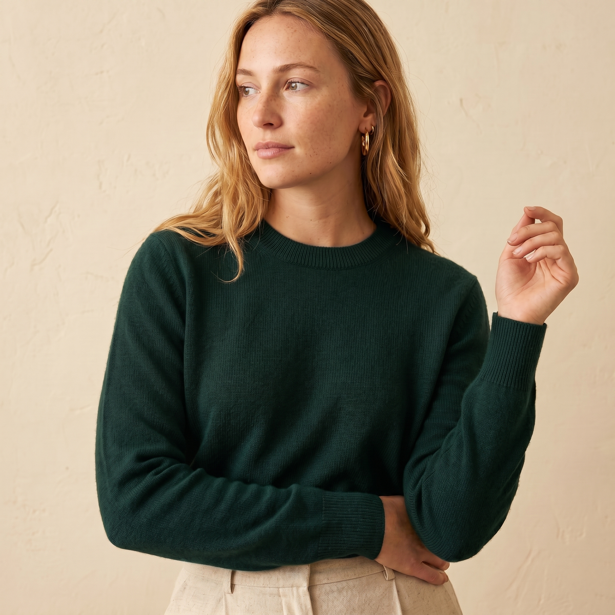 Cashmere Crewneck Sweater in Pine