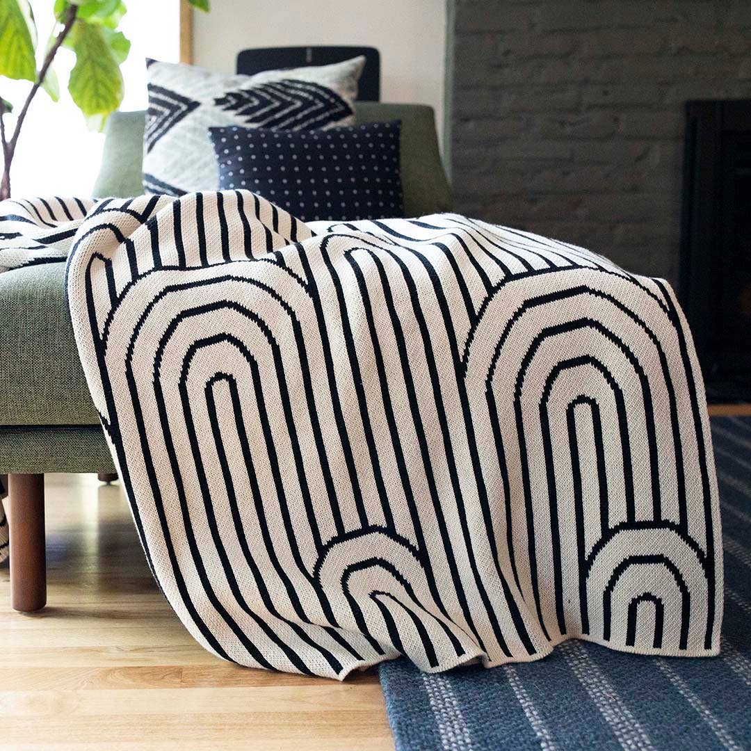 Bend Throw: Standard 50"x60"