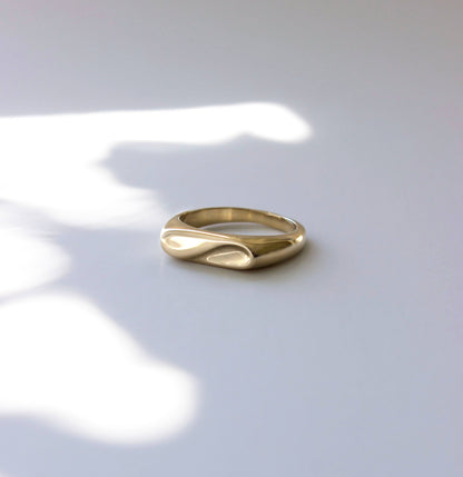 Balance Ring: Yellow bronze