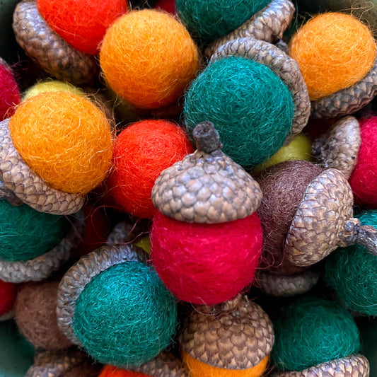 Felt Wool Acorns Autumn Leaves
