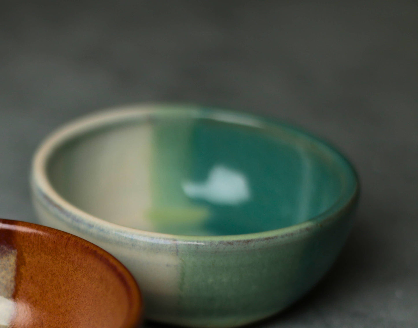 Ceramic Dish in Nutmeg
