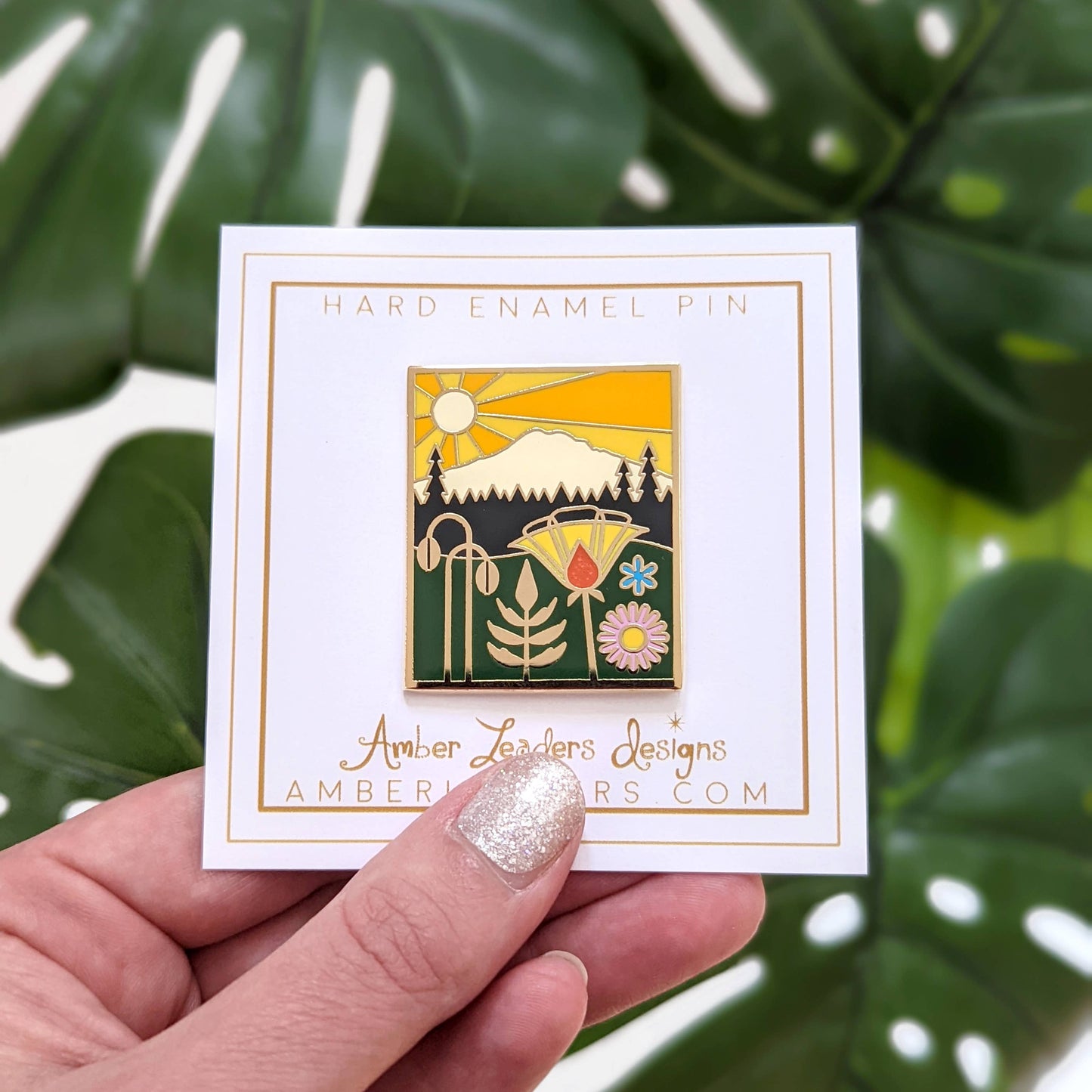 Mount Rainer Hard Enamel Pin