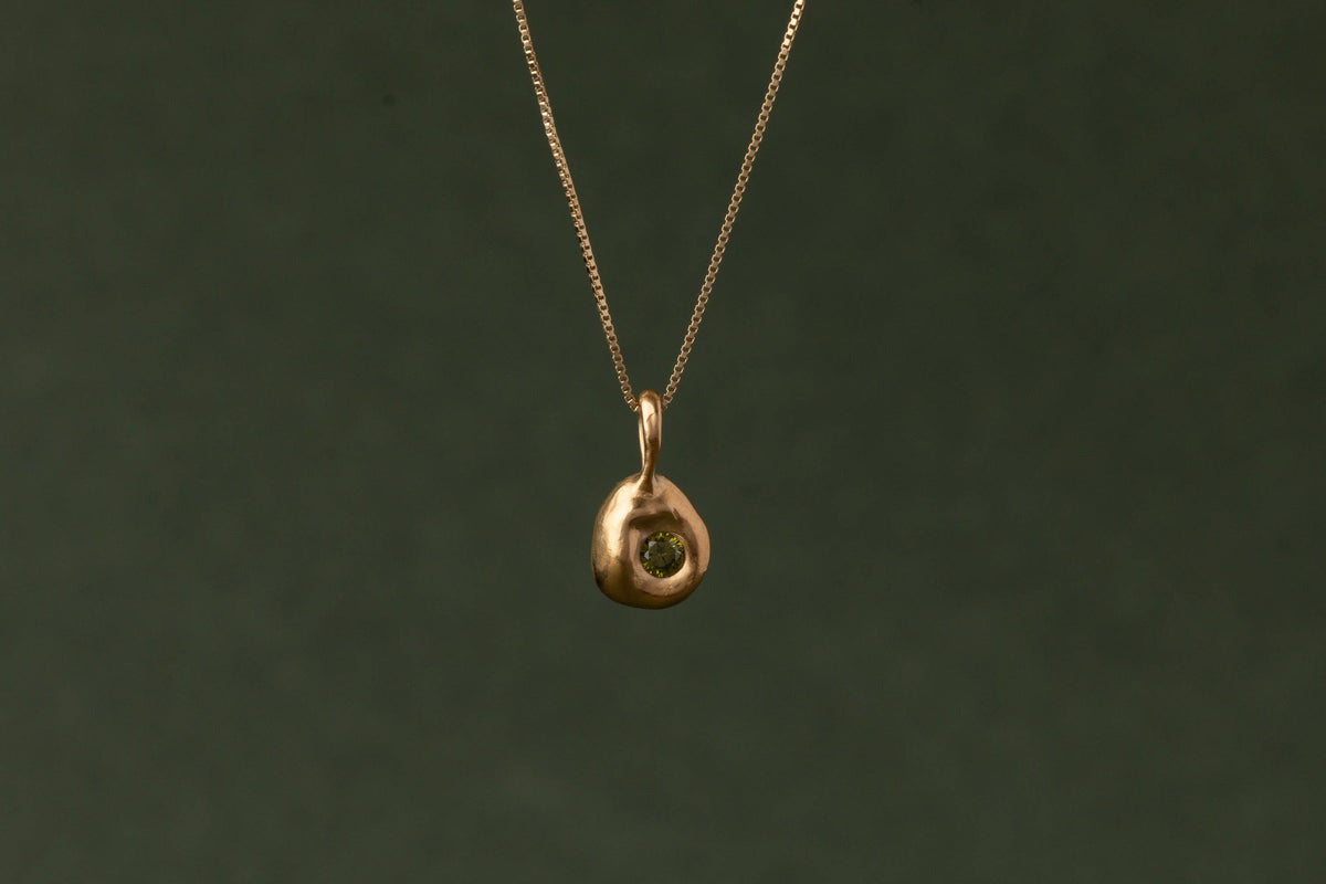 YEWŌ Collective - Pebble Necklace: Clear
