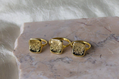 The Sun Tarot Ring: Brass