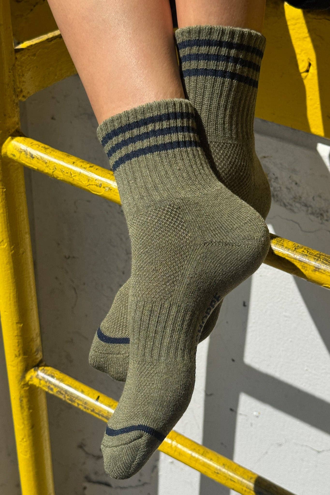 Green womens cozy Le Bon Shoppe socks