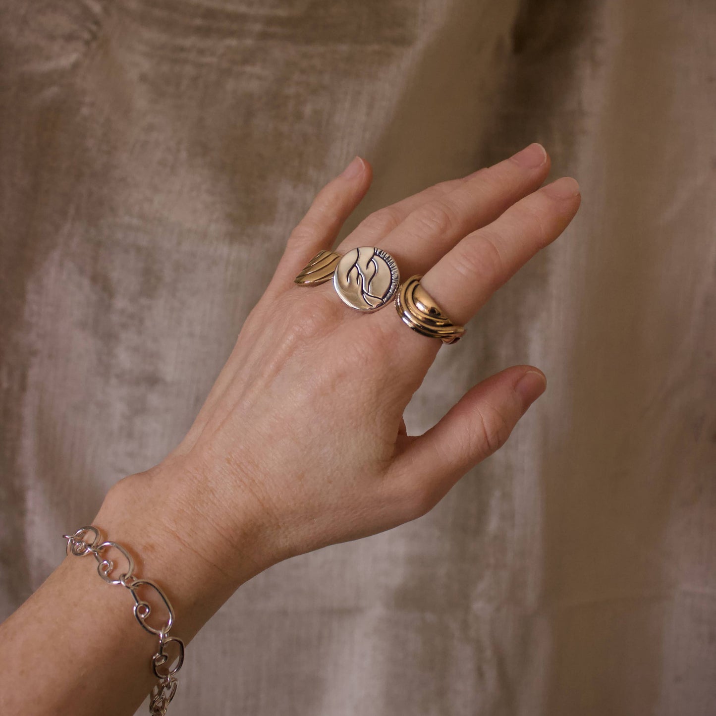 Silver Lining Circle Signet Ring